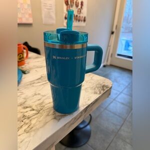 Stanley Blue Travel Mug with Handle